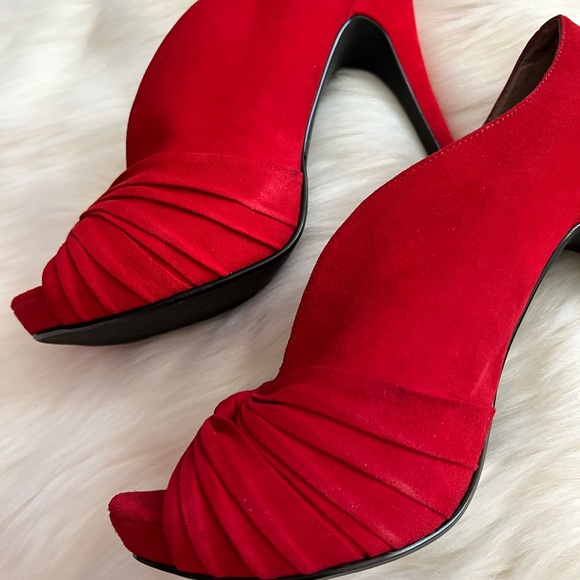 Red  open toe heel - Picture 5 of 8